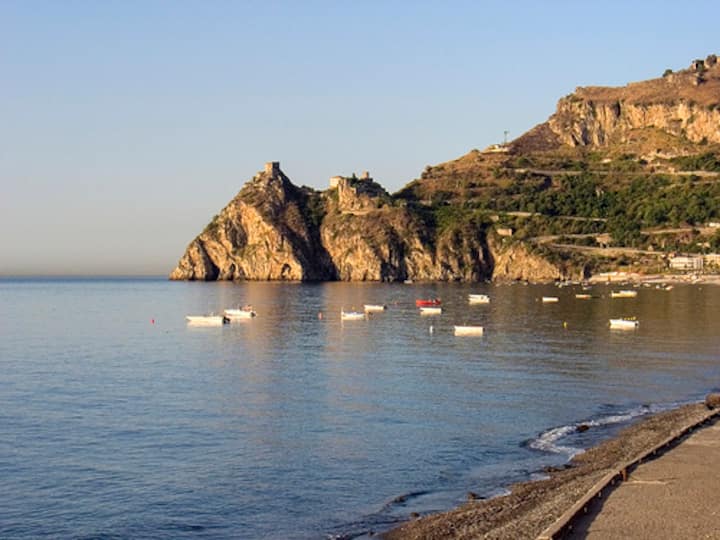 8 Km Taormina,fantastic Studio Flat - Sant'Alessio Siculo