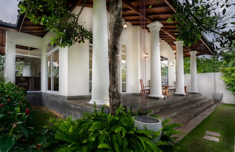 Elegant Holidays Villa - Ahangama