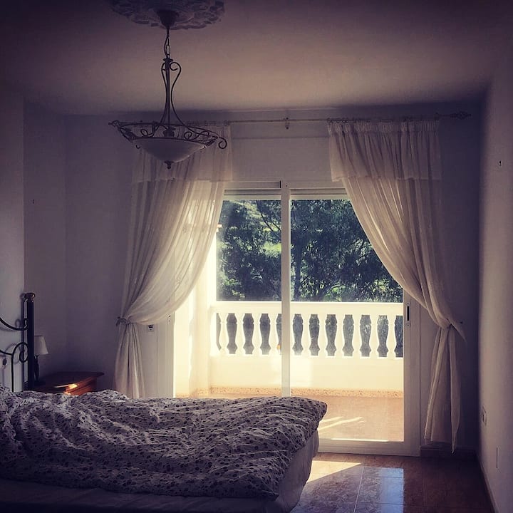 საძინებელი 1