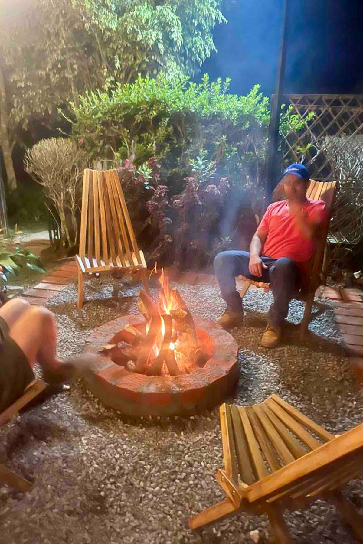 Apaneca house/bonfire/Albanian labyrinth