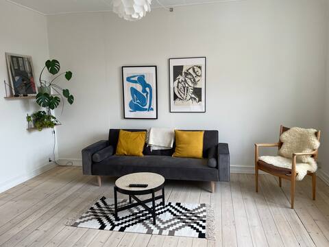Popular Airbnb listing: Entire apartment with lake views in Skanderborg