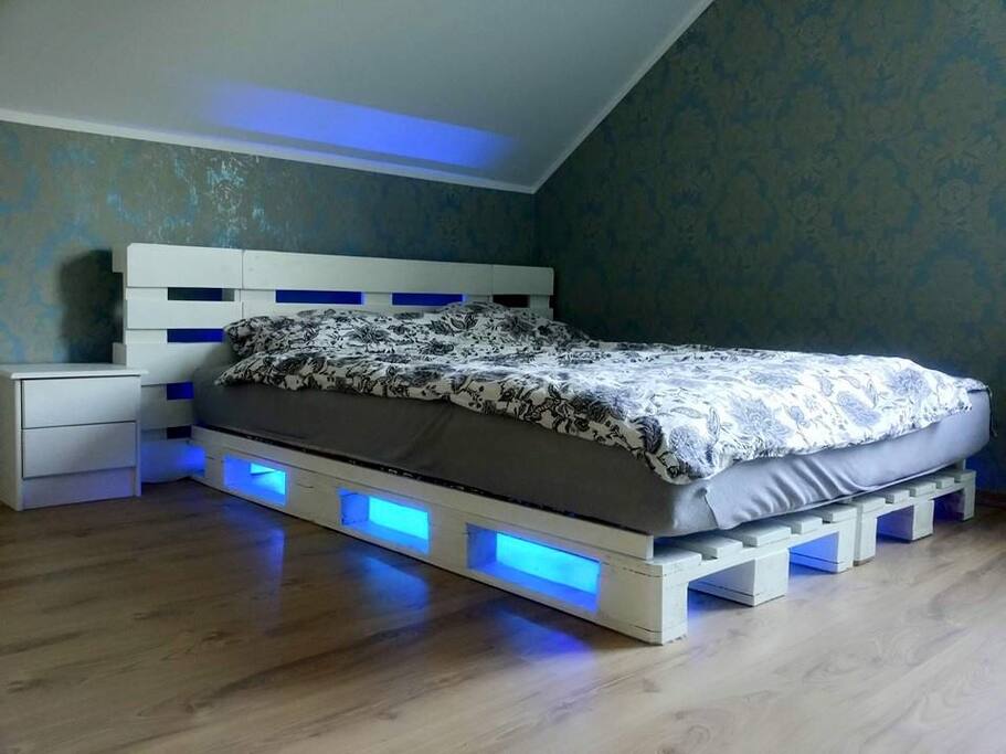 The Wow factor bedroom!!