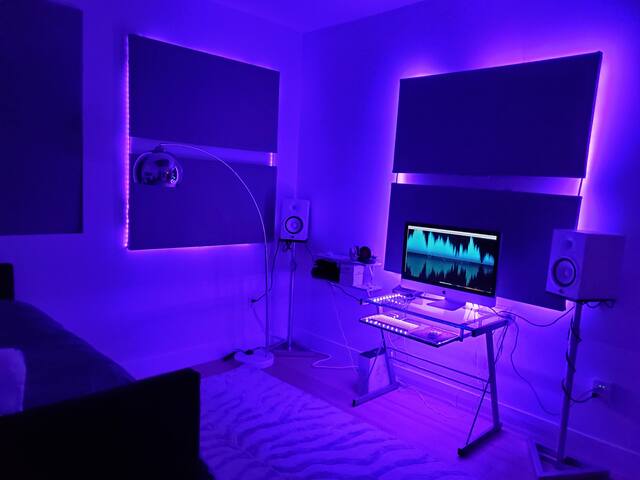 New modern luxury with panoramic rooftop deck gallery image 3