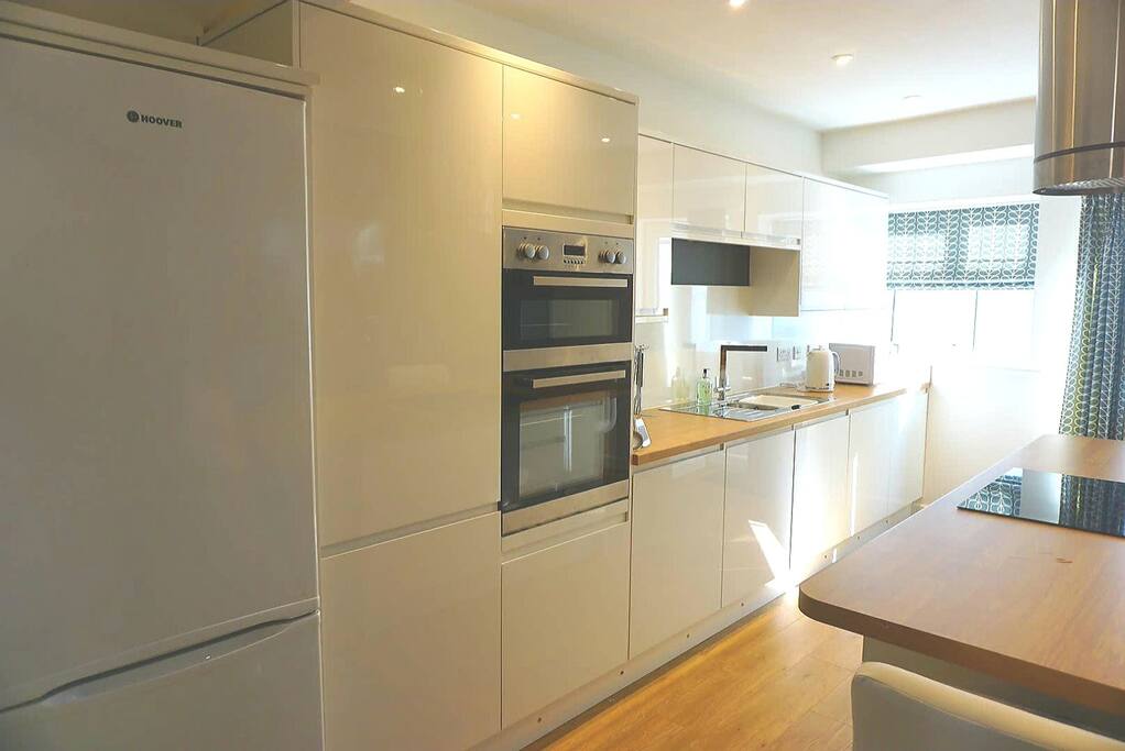 Large and fully Equipped Kitchen-Dinner