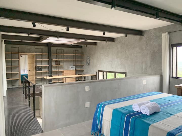 изглед от двойно легло