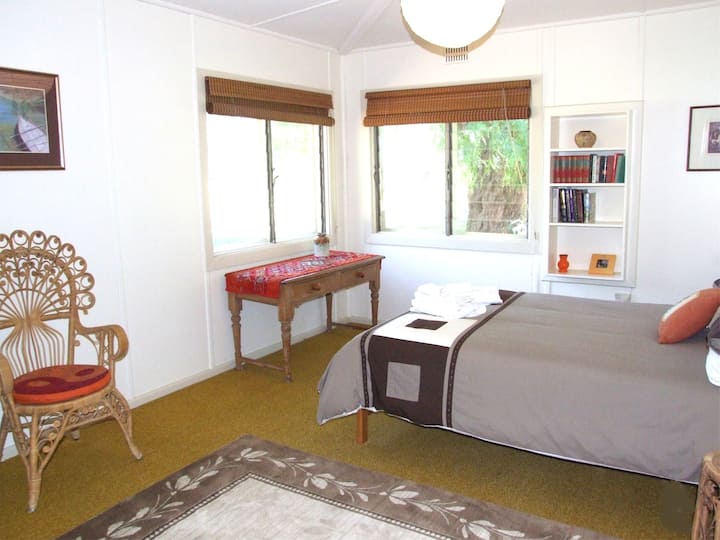 "ห้องสีส้ม" ตะวันตก