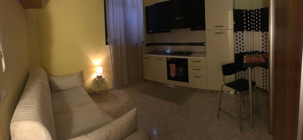 Mantova centro - Monolocale con bici