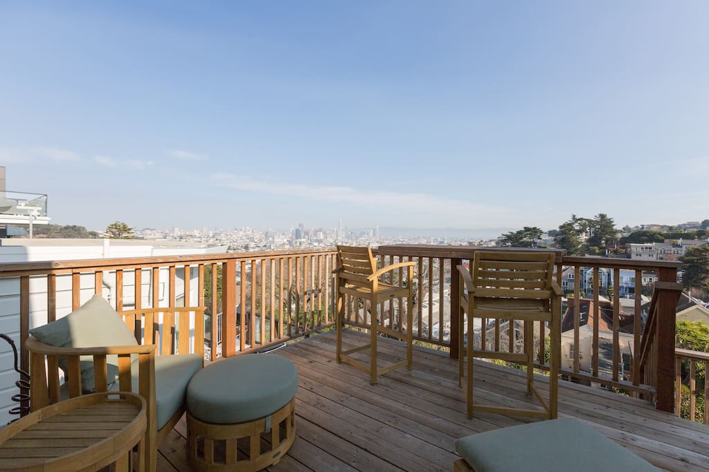 Porch with Gas BBQ grill