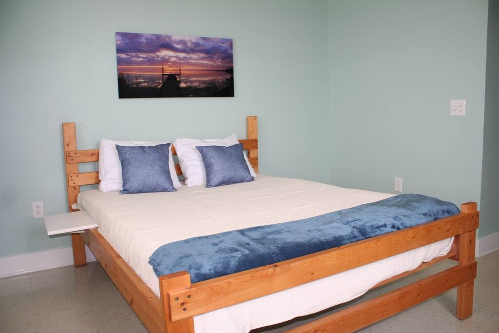 Queen Bed
