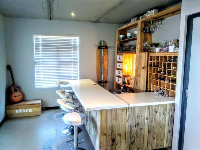 Kingfisher Beach House gallery image 5