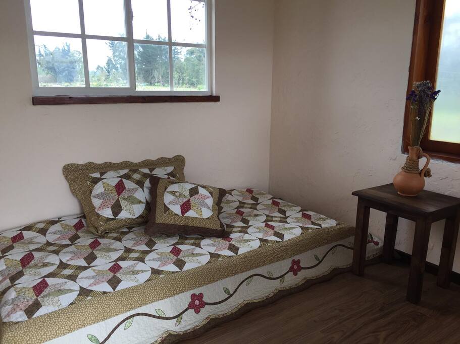 Cama e interior