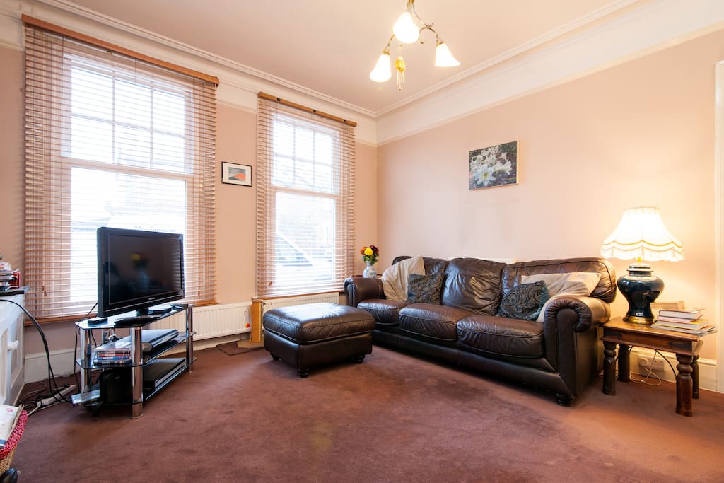 Relax with wood burning stove. SKY tv for those who like films, sport.