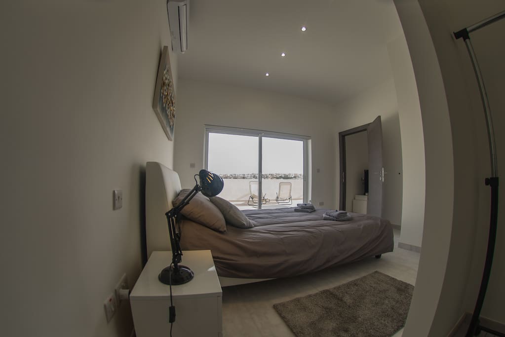 Loads of Natural Light in all rooms