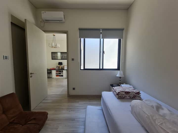 غرفة نوم للأطفال (سريران مفردان + سرير أريكة واحد)