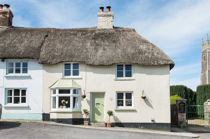 Church Gate Cottage in Petrockstow