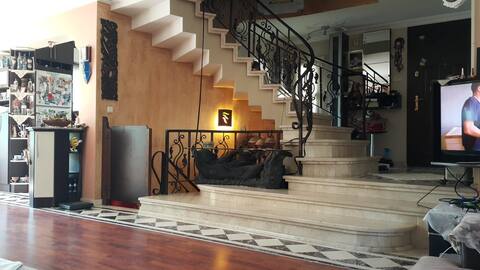 Triplex villa in a compound close to Ege University