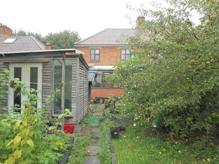 Glastonbury Tor Holiday Rentals & Homes Glastonbury, United Kingdom