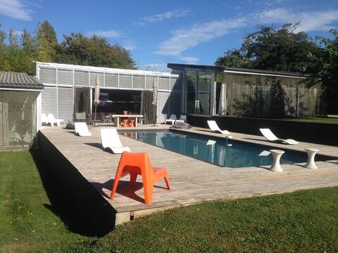 Architect's house 15 min from Bordeaux