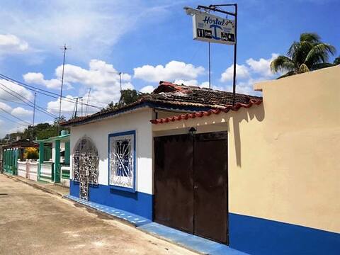 HOSTAL ISABELA, personalized service for you