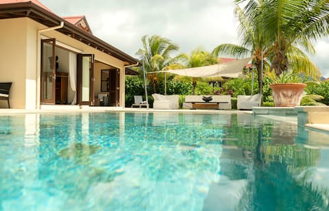 Eden Island Luxury Villa 235