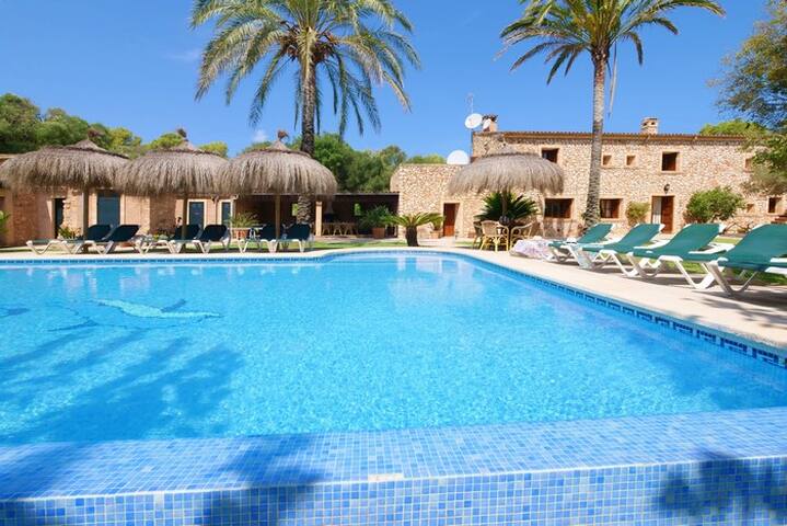 Tort, great farmhouse for 12 with private pool gallery image 2