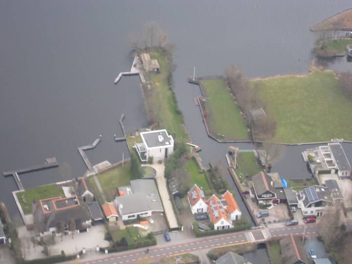 Amsterdam nearby lakefront cottage