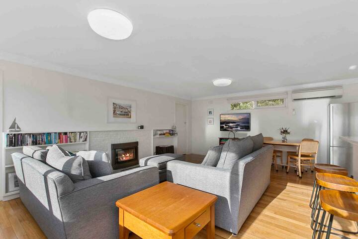 La Luna – Beach shack with breathtaking view gallery image 4