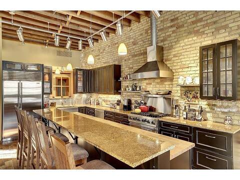Private Capitol-View Retreat in Vibrant Lowertown