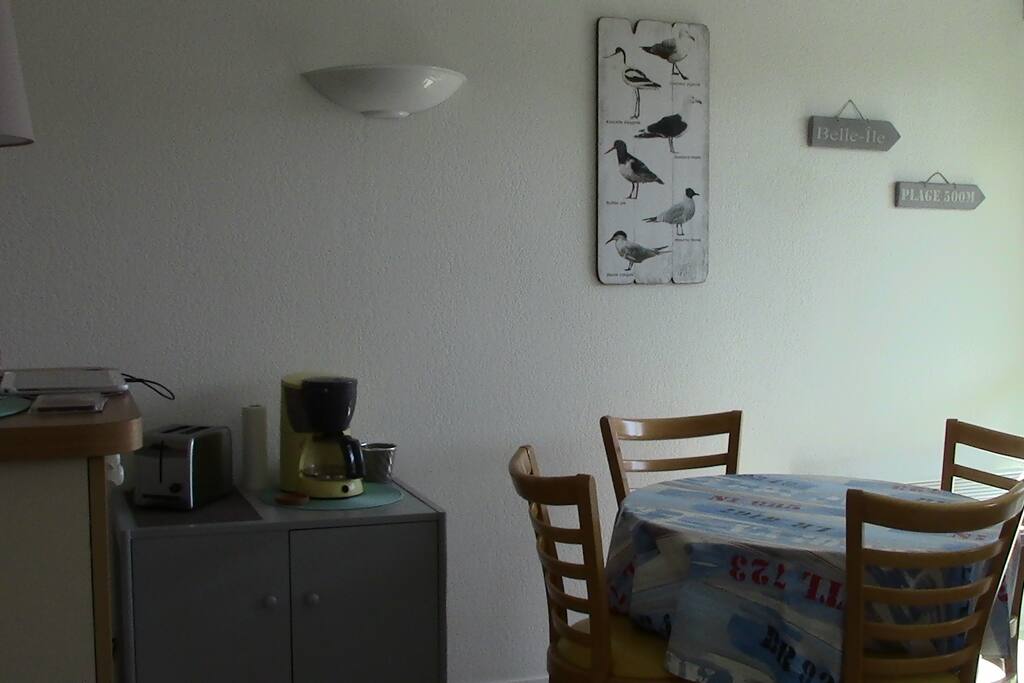 Coin repas 4 personnes