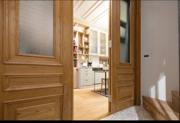 Crimean Church 1&2 Flats gallery image 5