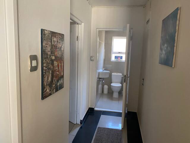 Lovely 2 Bedr apartment with seaview & solar gallery image 5