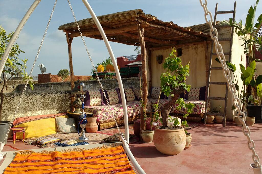 Private terrace, sunbathing and chilling no problem, no neighbours overlooking.