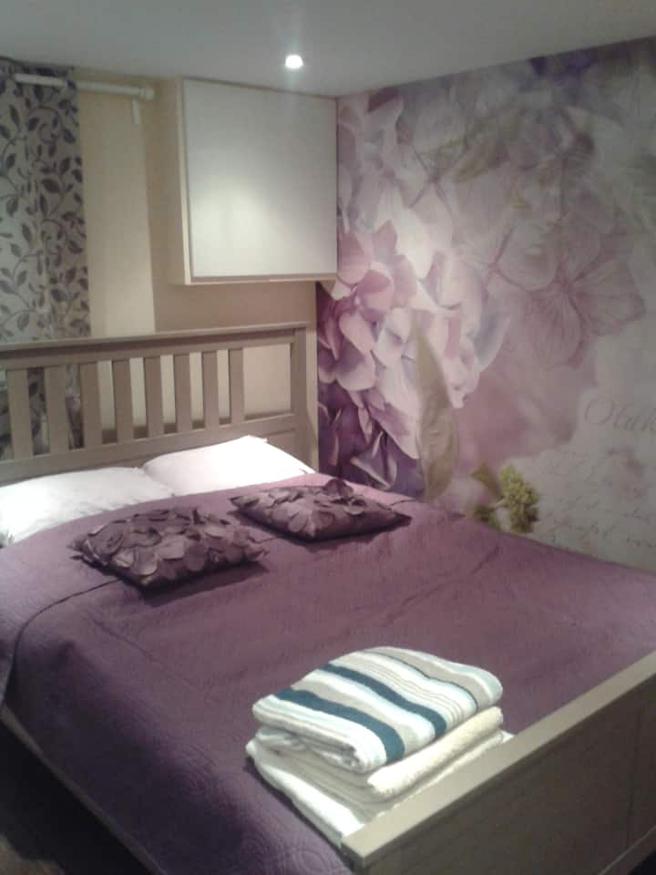 Small 2 bedroom apartment Angrignon metro station Apartments for Rent