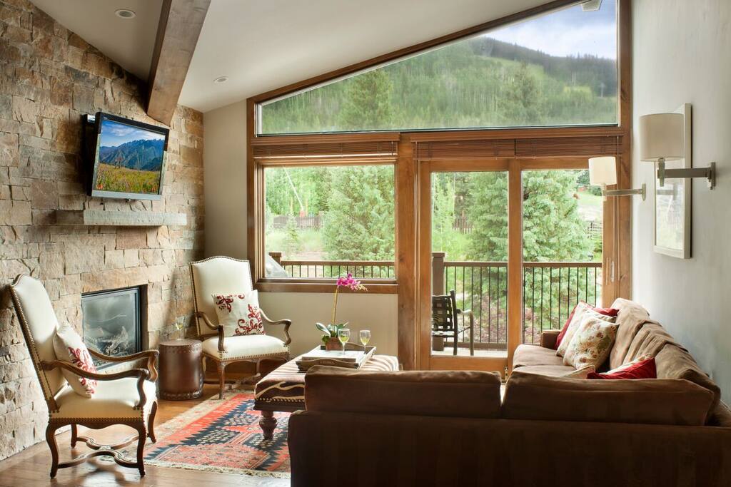 Example of Platinum Three Bedroom (All units differ - picture does not necessarily represent unit you will receive)