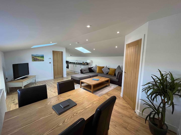 Dining / Living area