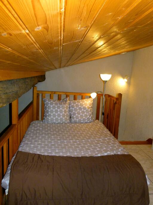 Votre lit
BZ 140 * 190cm