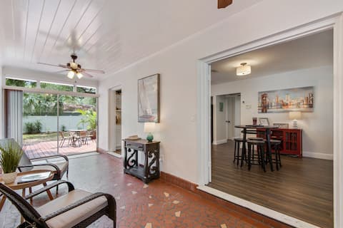 Successful Airbnb property: Home away from Home in South Seminole Heights