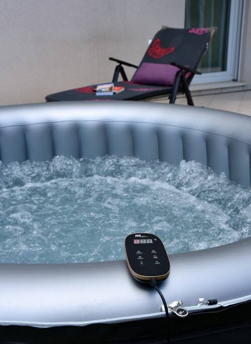 Hot tub