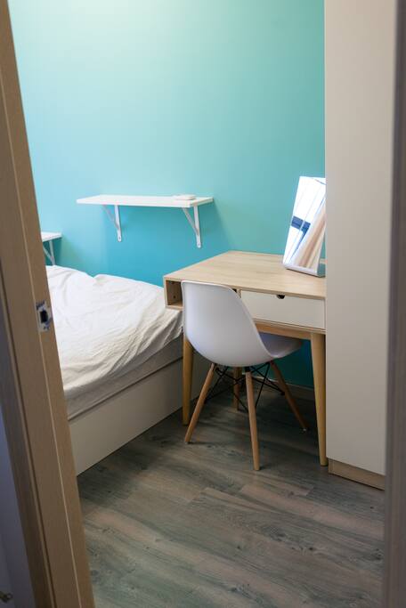 The bed is 150cm wide.