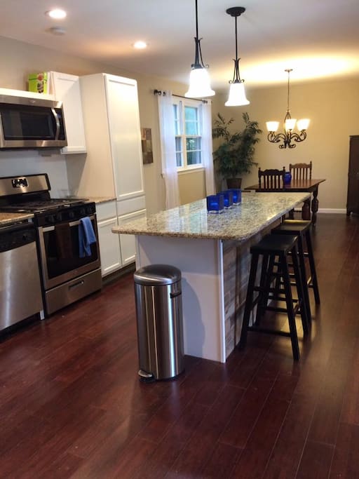 Completely remodeled kitchen with all of the amenities! Tea, coffee, condiments and spices too!