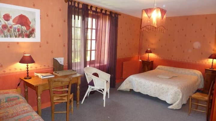Les Volets Bleus 
Chambre D'hôte
2 Ou 3 Personnes - Arromanches-les-Bains