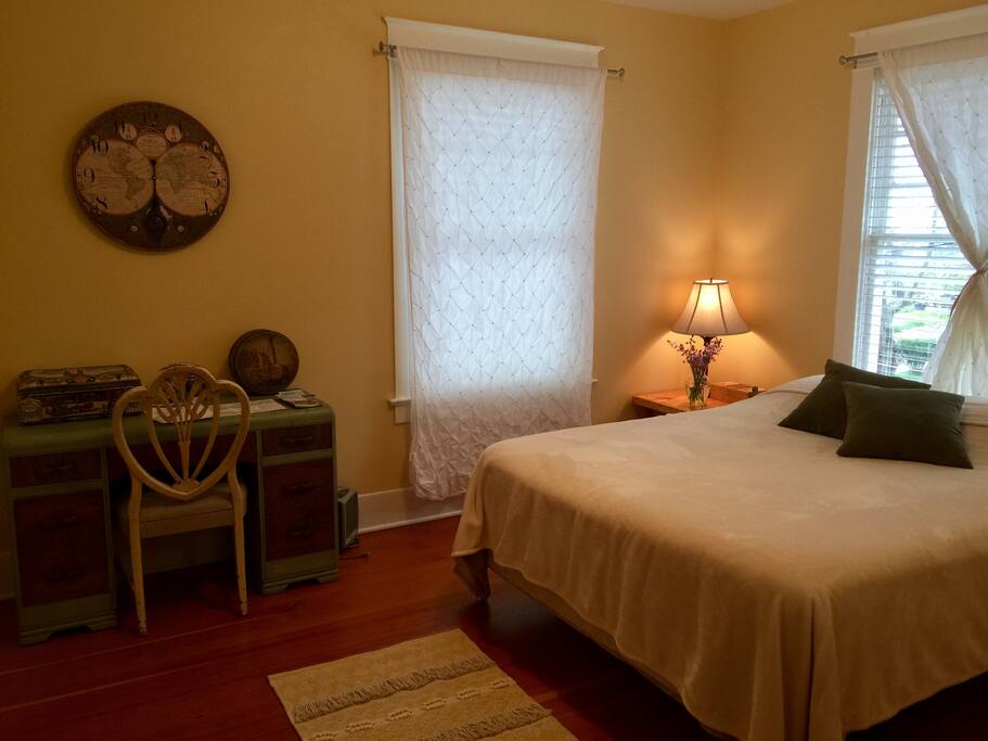 Tranquil room with queen sized memory foam mattress