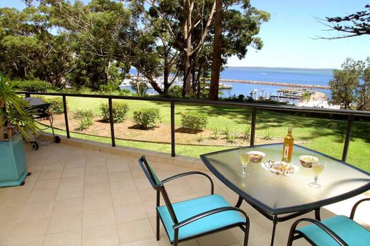 Magnus Pines, 2,52-56 Magnus Street - Nelson Bay