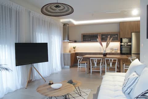 Popular Airbnb listing: Elounda Katikia Luxury Living in Δήμος Αγίου Νικολάου