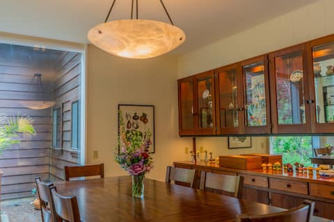 Family Friendly Home on 20 Acre Farm