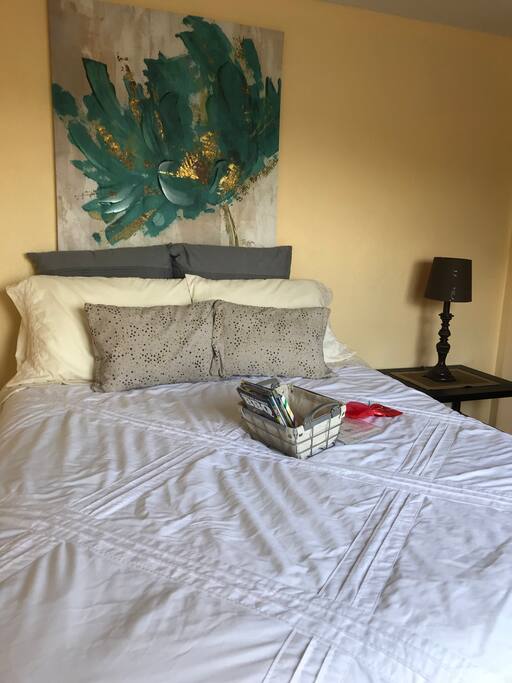 Queen bed