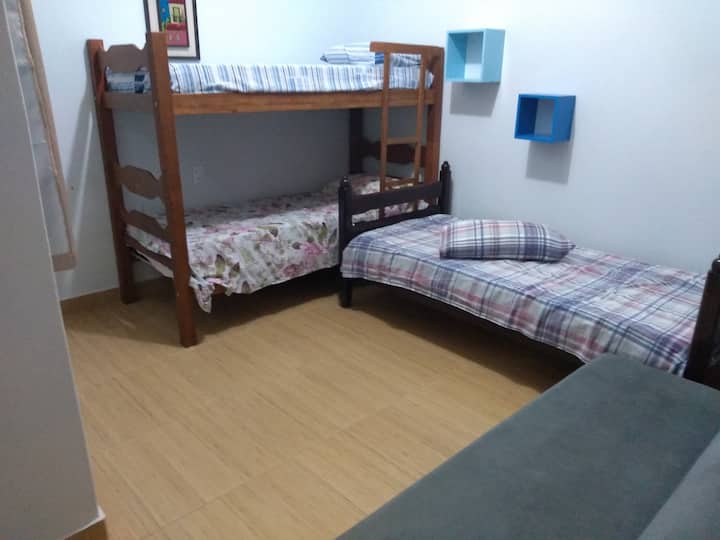 საძინებელი 1