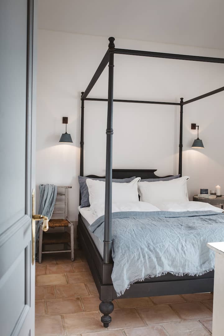 Spálňa na druhom poschodí