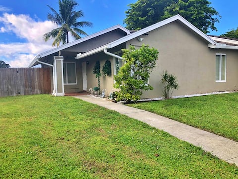 Lazy Palms vacation rental