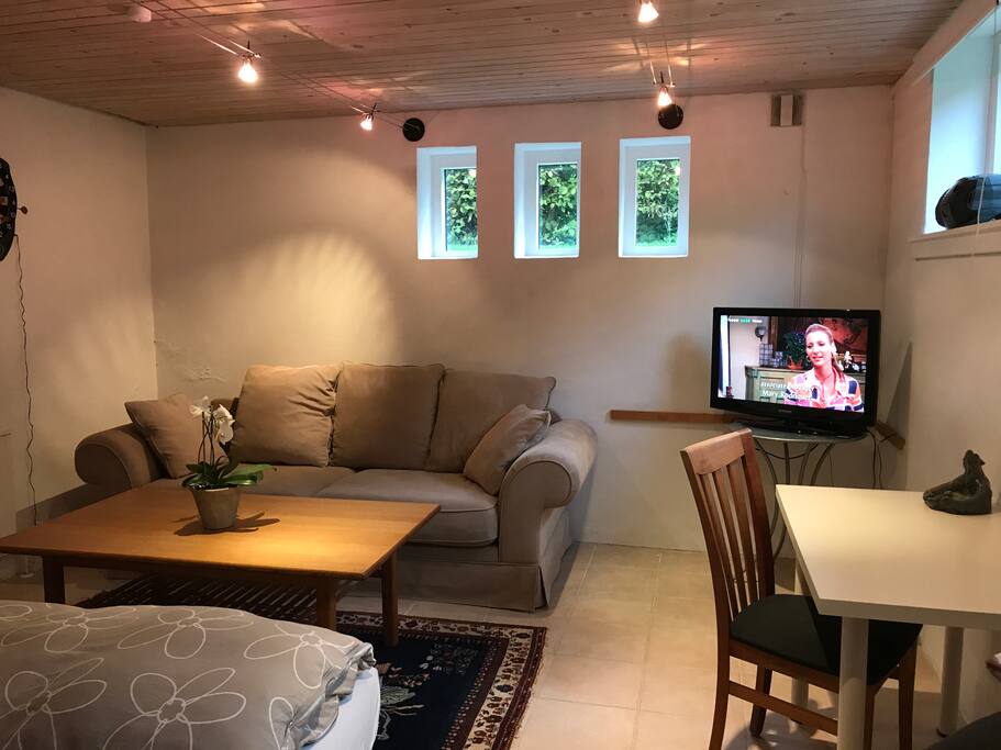 Room4two - basement